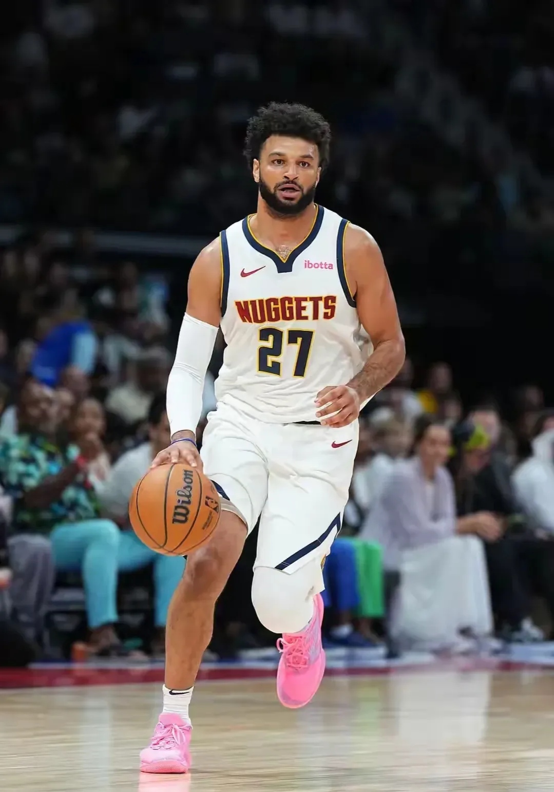 穆雷重返赛场，晋级下一阶段首场状态出色，独行侠观众沸腾！